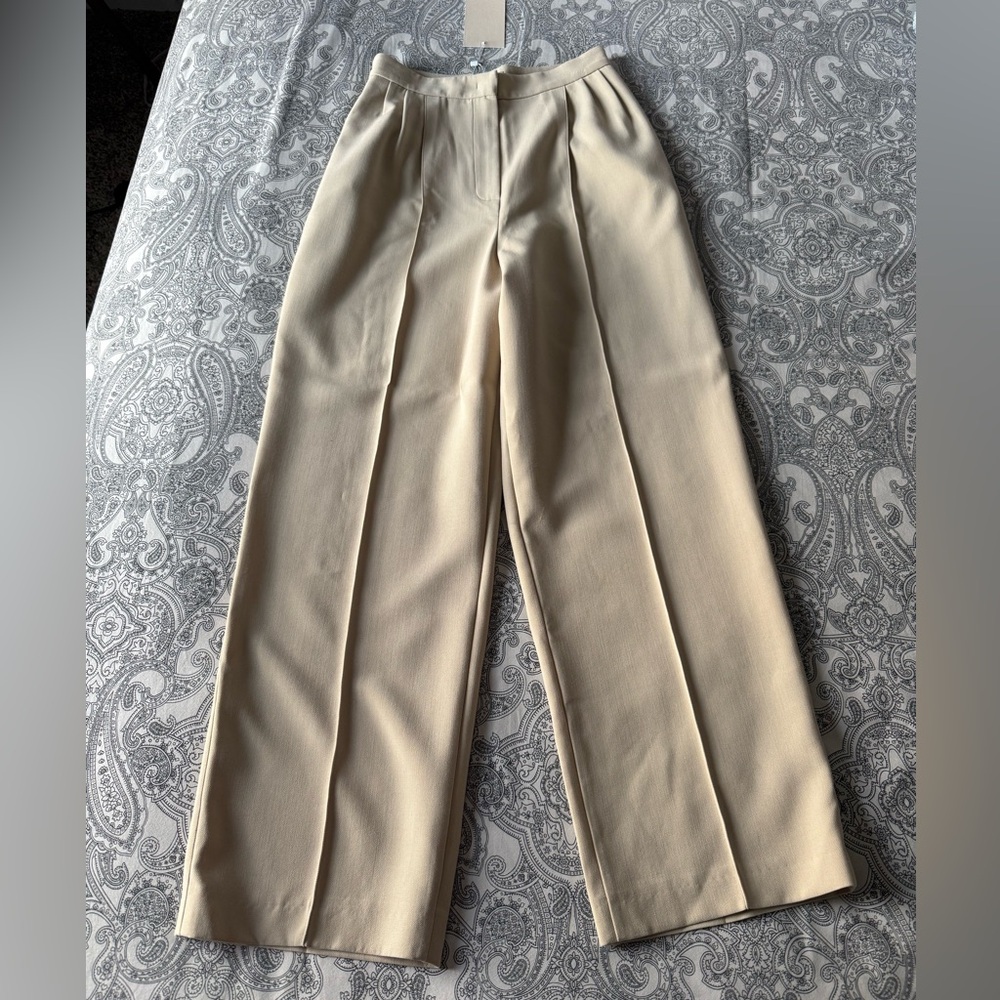 12STOREEZ Cream Pleated Trousers - Picture 8 of 10